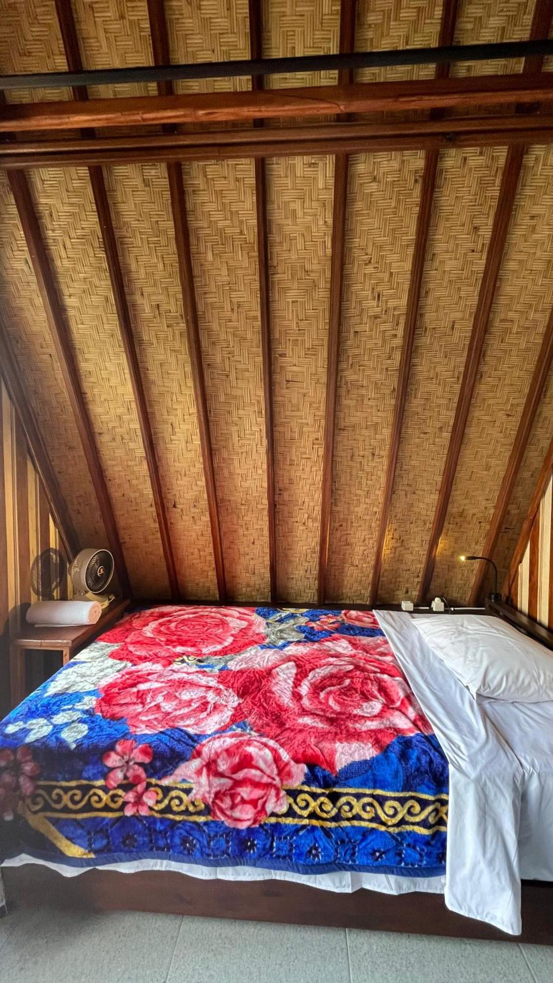 Puri Pilihani Hostel Munduk  Bagian luar foto